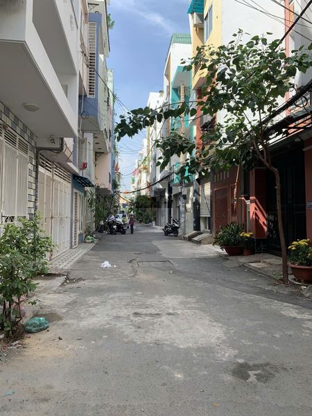 Nhà Cho Thuê Hẻm Xe Hơi - Phan Văn Trị, P11, Bình Thạnh - 2 Lầu 3PN