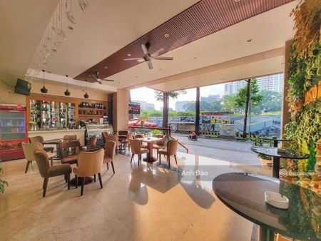 Mặt Tiền Phan Xích Long Phú Nhuận DT: 12m dài 20m Trệt 2 Lầu sân thượng Giá 90tr