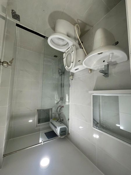 8 triệu / tháng , vào ở ngày chung cao cấp tại trung tâm huyện Nhơn Trạch - Đồng Nai .