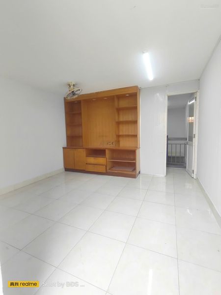 Nhà 1 trệt 2 lầu 2pn 2wc Đường 42 - ngay chợ Hiệp Bình, P. Hiệp Bình Chánh, Thủ Đức