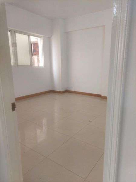 Chính chủ cho thuê CH Bình Phú ( Chợ Lớn) Q6 2PN 1WC 60m2, nhà trống, ban công nhỏ 7tr ở liền