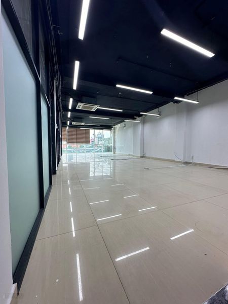 Cho thuê tòa nhà hạng sang nguyễn cư trinh, quận 1
