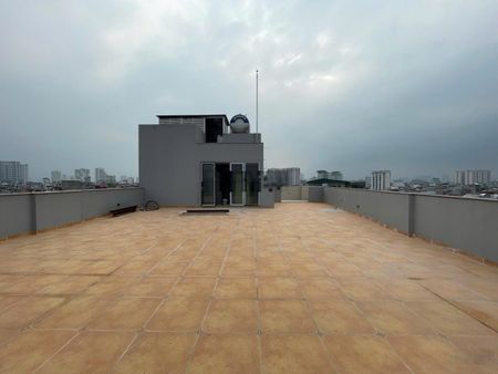 Cho thuê toà nhà mặt phố Hà Trì, Hà Đông 220m, 9 tầng, MT 12m, thông sàn, pccc, thang máy,giá 145tr