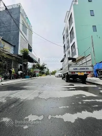 Hiếm bán lô góc mỹ khê 8 sát siêu dư án sát biển 3 mặt tiền cực đẹp