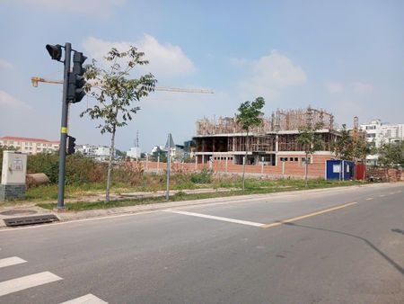 Cho Thuê Nhà Nguyên Căn- 4*18- 2 Tầng 4Pn- Cạnh CV Thuận Kiều- Phan Văn Hớn- chỉ 10 triệu.