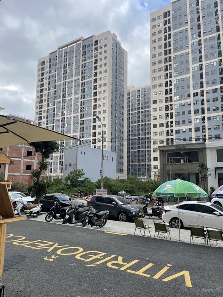 Cho thuê nhà nguyên căn đường trung lập 4 ngay 10 tòa chung cư Orri Garden