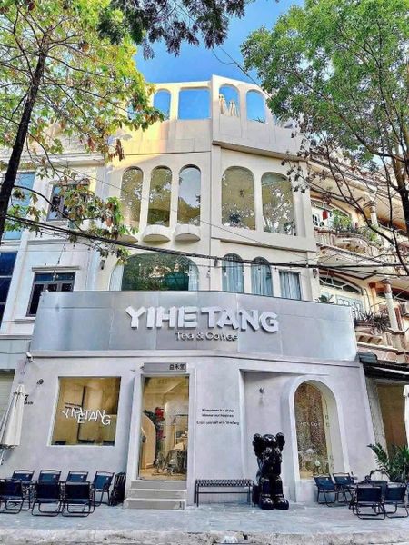 Cho thuê nhà mặt phố Tô Hiệu - Cầu Giấy, Diện tích 100m2 x 4 tầng, Mt 6m thông sàn