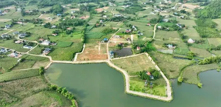 150tr/lô đất rộng 100m2 mặt tiền 5m ngay cạnh hồ du lịch sinh thái