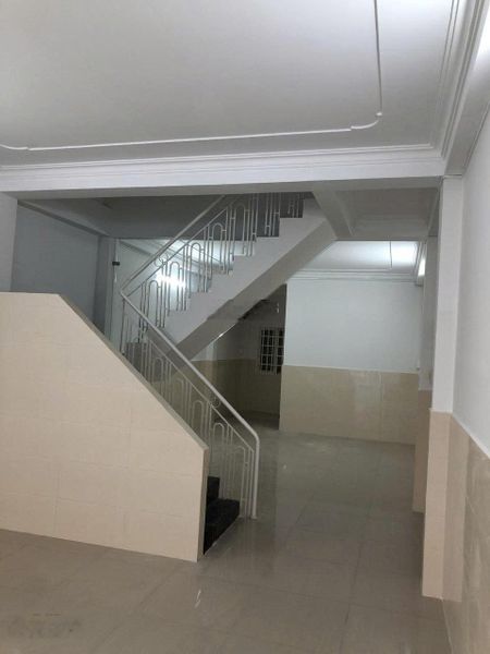 Cho thuê nhà mặt tiền Lê Bình gần đại học Cần Thơ giá dưới 20 triệu
