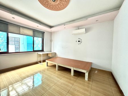 Nguyên căn cho thuê 4 phòng ngủ rộng 120m2 mặt tiền 8m, KD, VP, công ty ở đều được