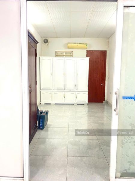 Cho thuê nguyên căn nhà Bồ Đề, Long Biên, 70m2 giá 6 triệu / tháng