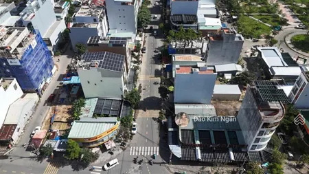 Bán đất tặng nhà mt đường đỗ bá vị trí đẹp trục chính phố an thượng cách biển 600m.