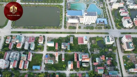 Mặt hồ yên thắng yên mô diện tích 300m2 x 20m mặt (2 lô liền kề, có bán 1 lô)