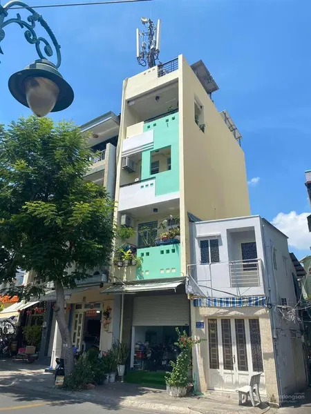 Chính chủ bán nhà 4x11m nở hậu l 5m 3 lầu mặt tiền kênh lò gốm đoạn 2 chiều gần cầu phú lâm