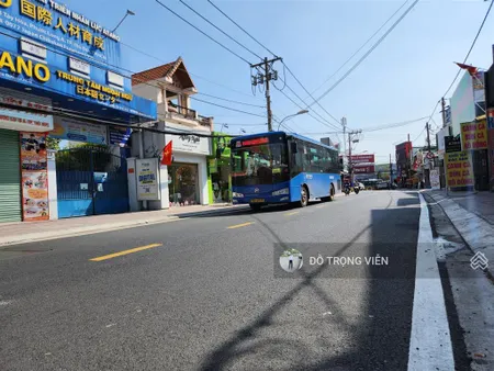 (5m x 16m) hướng đông nam, mt đường số nhánh tây hòa, p. phước long a