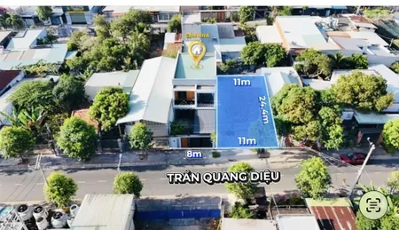 Bán lô đất ngang 11m x 24m thổ cư 120m2 mặt tiền trần quang diệu p.bà rịa. thích hợp xây biệt thự
