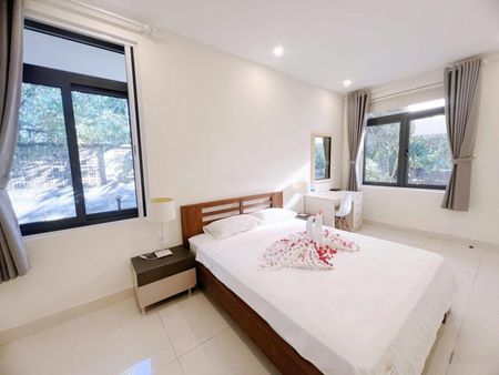 Cho thuê nhà vườn ven sông quận 9