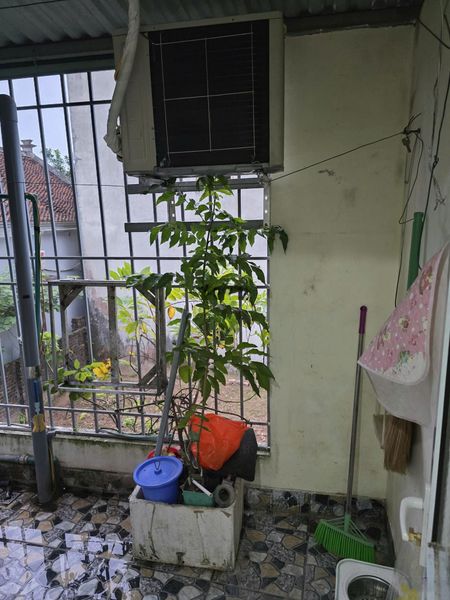 Cho thuê nhà 2T ở Yên Nghĩa, đủ đồ đạc, mang quần áo đến ở luôn.