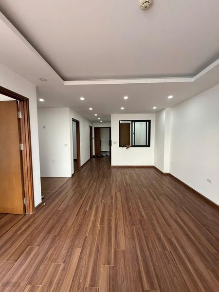 Cho thuê chung cư Ecolake View 32 Đại Từ 95m, 3 PN có đồ cơ bản, 12 triệu, vào ở ngay