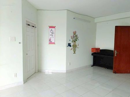 Căn 78m2, 2 phòng ngủ, 2WC C/C NGuyễn Ngọc Phương giá 11,5tr/th
