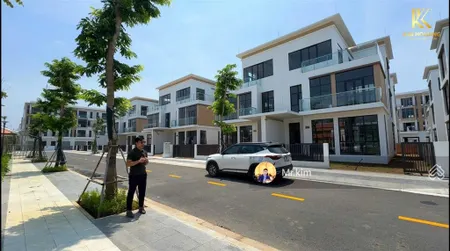 1 căn duy nhất biệt thự 10*24m (240m2) dãy bts02 vị trí đối diện công viên || giá tốt xem thực tế