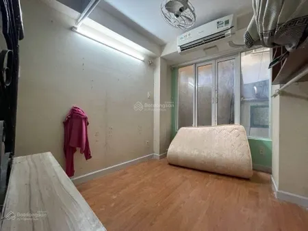Chỉ 2,3 tỷ nhà sát bùi viện quận 1 dòng tiền ổn định mỗi tháng