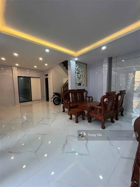 Căn hộ dịch vụ sát mặt tiền xóm chiếu 10pn 11wc sổ 87m². chỉ 9,3 tỷ