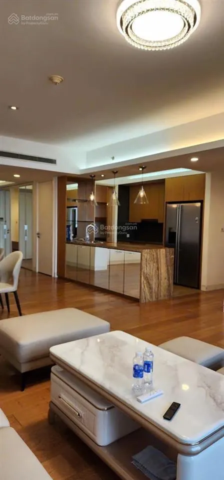 Bán căn hộ 2 phòng ngủ tại toà iph xuân thuỷ giá tốt 11tỉ 8 căn 92,7m 2n2vs
