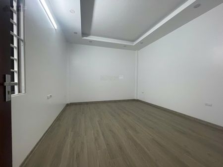 Nhà riêng mới tinh thang máy ngõ phố thịnh liệt giáp nhị dt65m2x5t giá 25tr