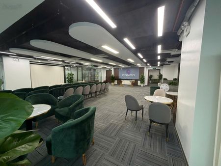 BQL: Cho thuê văn phòng tòa TNR - Nguyễn Chí Thanh, DT: 300m2 sẵn nội thất có thể sử dụng luôn