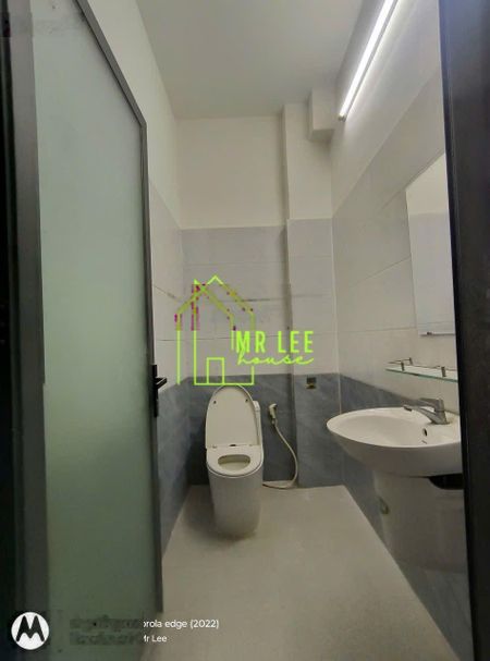 Hẻm xe tải thông gần Aeon Tân Phú 4 tầng sân thượng 4PN-5WC