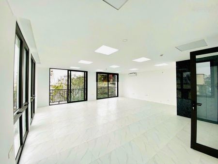 Văn phòng đường Hoàng Văn Thụ Phú Nhuận. DT 45m2 chỉ 8 triệu/tháng siêu tốt khu