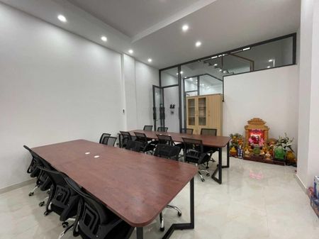 Chính chủ cho thuê VP tại Cityland, Gò Vấp, DT 25m2 - 300m2, máy lạnh, thang máy, từ 5tr - 16tr/th