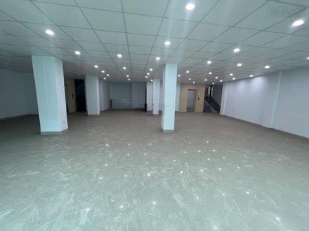 cho thuê vp phố Dịch Vọng ,cầu giấy,hà nội,dtsd 200m2,thông sàn,mt 15m2,giá 42tr/tháng