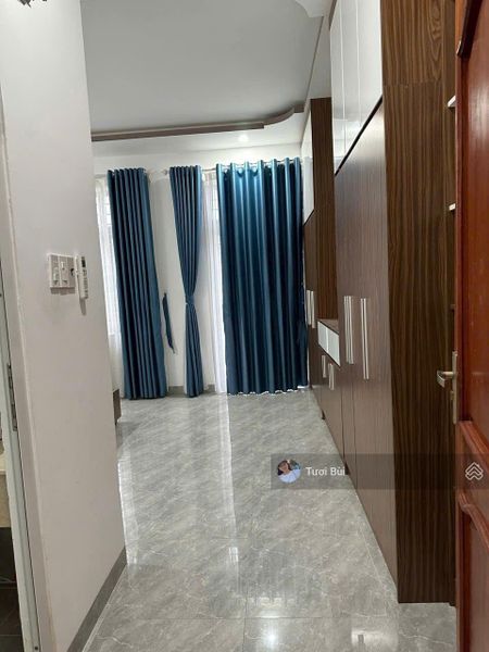 Cho thuê nhà 4 tầng KDT Phước Long có 7 phòng ngủ, full nội thất , giá chỉ 20 triệu/ tháng