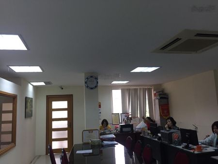 Cho thuê cả nhà phố Hào Nam, Đống Đa, Hà Nội, DT 75m2 x 4 tầng, giá 20tr/tháng