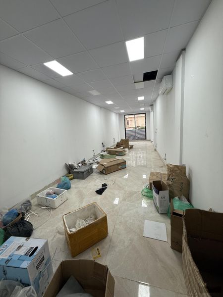 Cho thuê nhà Mai Dịch, 80m2, 8 tầng, thông sàn, thang máy, 45Tr