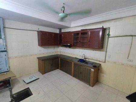 Cho nhà nguyên căn phố ngô gia tự - 3 ngủ - nội thất cơ bản - ô tô đỗ cửa - vừa ở vừa kinh doanh