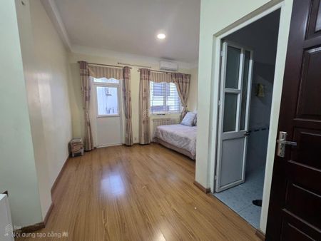 Cho thuê nhà nguyên căn ngõ ô tô tránh - bồ đề - hồng tiến- giá 20 triệu