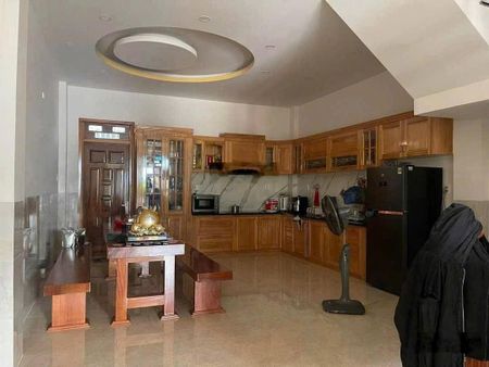 Cho thuê nhà mặt tiền Võ Văn Kiệt Phước Long Nha Trang full nội thất vừa ở vừa kinh doanh