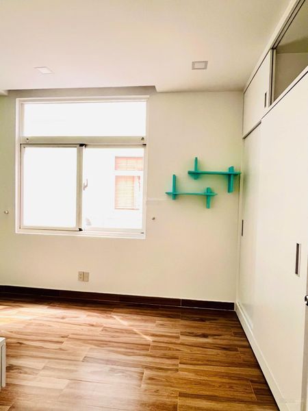 Cho thuê nhà 2 lầu ở mỹ phú (quận 7) gồm 5pn 4wc - diện tích 378m2 - giá chỉ 60tr/tháng