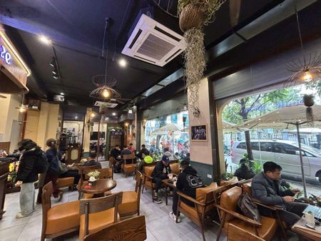HIẾM- MẶT TIỀN RỘNG phố NGUYỄN ĐÌNH THI -TÂY HỒ, cho thuê nhà, dt 160m2 -T1, 90 m2 -T 2,3,4, MT 11m