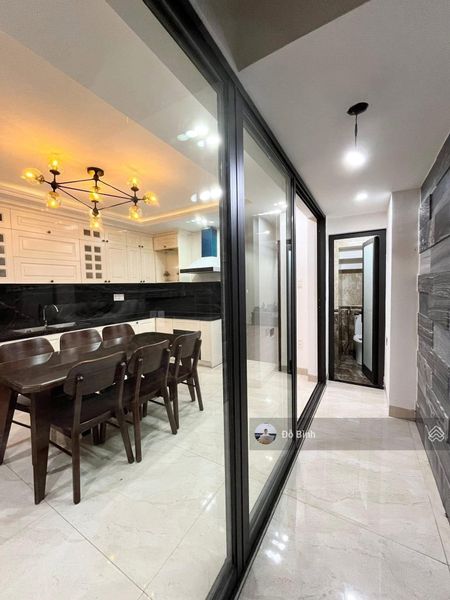 Cho thuê nhà 4 tầng, mới đường: Vũ Quỳnh - 4PN - 5WC - sát biển - đủ nội thất