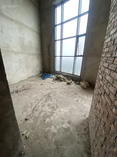 Bán hoa hậu penthouse 380m2 sunshine garden bàn giao thô giá 23tỷ6 em hoàng 0812 395 ***