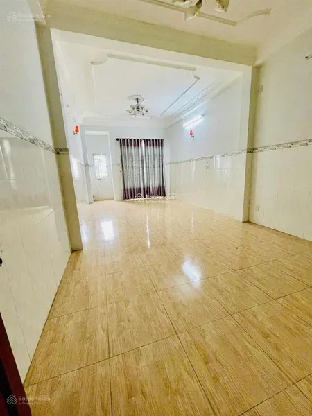 Ngon lành cành đào! nhà mặt tiền khu dân cư bình phú 1 quận 6 kết cấu 5 tầng kiên cố