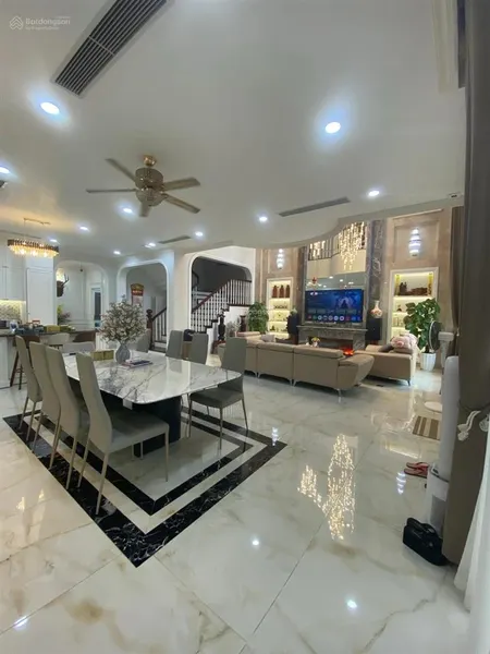 Bán biệt thự mặt tiền đường hà bồng, dt 200m2 mt 10m, đẳng cấp sống hưởng thụ an nhiên, giá 28tỷ5