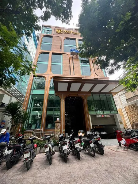 Bán toà nhà mt trương định, quận 3 dt 13 x 20m hầm 8 tầng hđt 400 triệu giá 120 tỷ