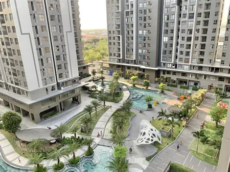 Cc westgate, view hồ bơi 2.6 tỷ full 102%, block b