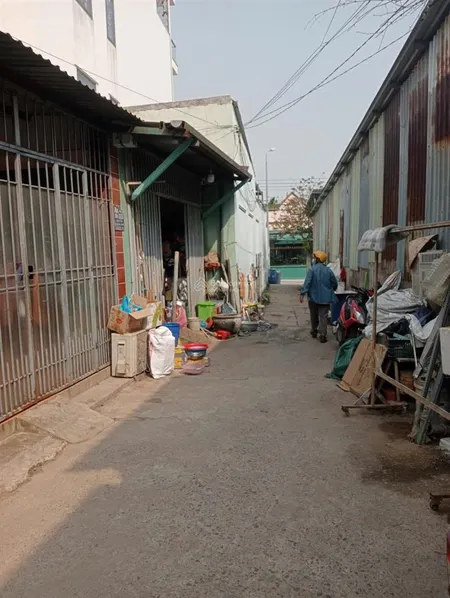 Nhà shr 50m2 gần hoàng cầm giá 2.2 tỷ tl
