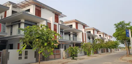 Đông tăng long bán căn song lập dt 8x21m vị trí đẹp nhà hoàn thiện nội thất đẹp 13 tỷ. 0909 483 ***